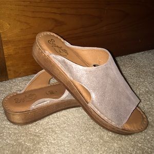 Seychelles weekender sandals